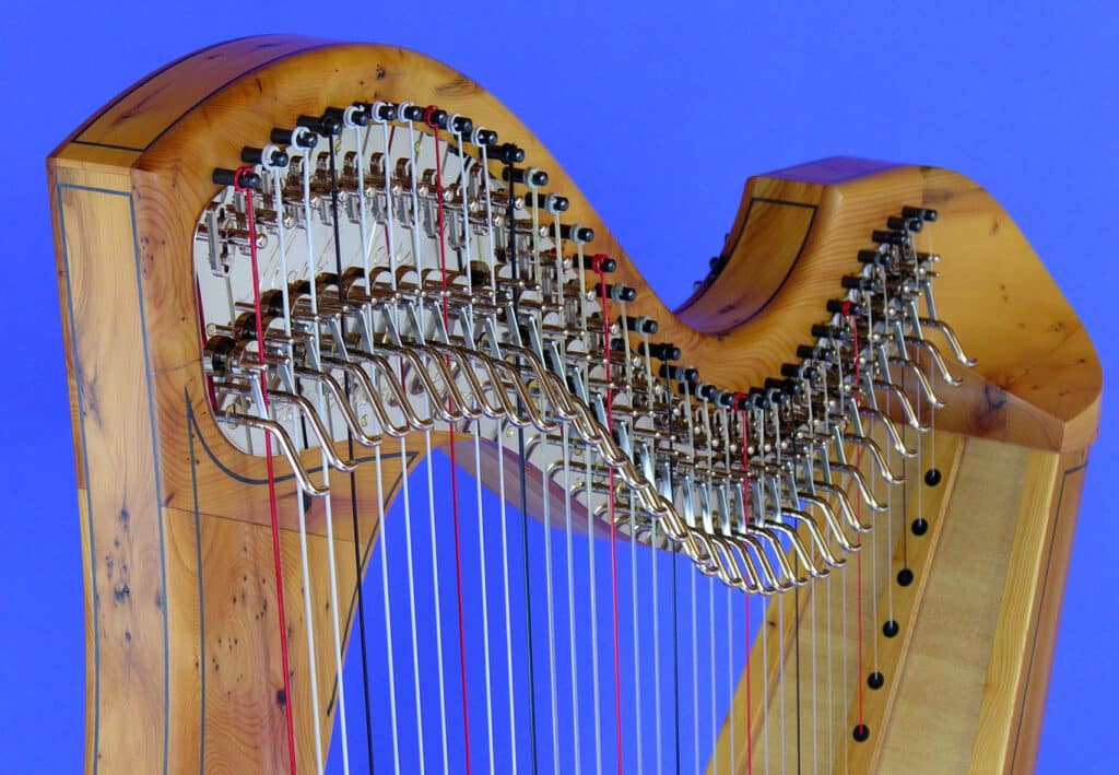 Yew Harp with Norris Pro Levers